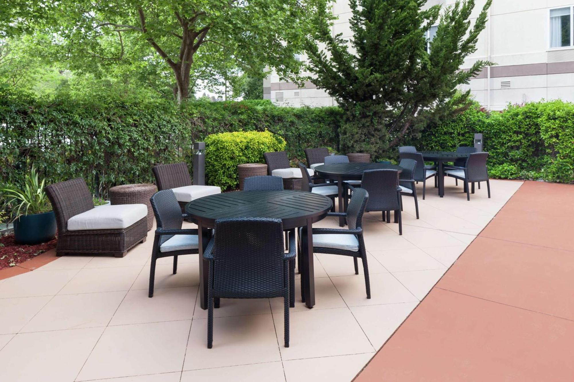 Hilton Garden Inn Sacramento/South Natomas Exterior foto